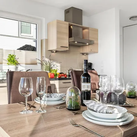 House - Sonnenterasse, Wellnessbad Mit Sauna, Kamin, Dachterrasse, Hafenblick *